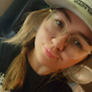 Meet your Posher, Violet